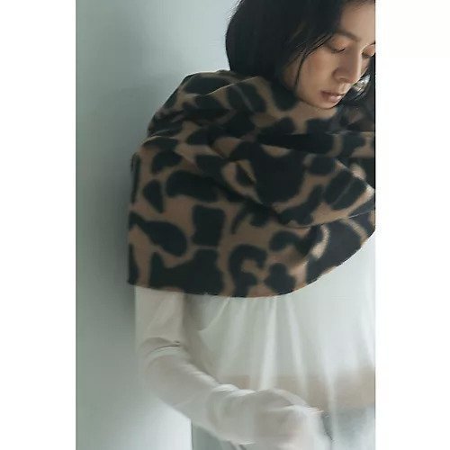 【マージュール/marjour】のLEOPARD BRUSHED STOLE インテリア・キッズ・メンズ・レディースファッション・服の通販 founy(ファニー) 　ファッション　Fashion　レディースファッション　Fashion for Women　コンパクト　Compact, Small Size　シンプル　Simple, Minimal　スウェット / スエット　Sweatshirt, Sweatwear　ヒョウ　Leopard, Animal Print　モノトーン　Monotone, Black and White　レオパード　Leopard, Animal Print　CAMEL|ID: prp329100004787138 ipo3291000000034745800