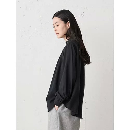 【ミディウミ/MidiUmi】のフリルカラーギャザーネックシャツ 人気、トレンドファッション・服の通販 founy(ファニー) ファッション Fashion レディースファッション Fashion for Women トップス・カットソー Cut & Sew Tops シャツ・ブラウス・オフィスカジュアル Elegant Blouses & Button-Ups おすすめ Recommended / Our Picks シンプル Simple, Minimal フリル Frill, Ruffle 人気 Popular, Best Seller 今季 This Season, Current Season 再入荷 Restock / Back in Stock 定番 Standard, Basic Item other-3|ID: prp329100004789642 ipo3291000000034757364