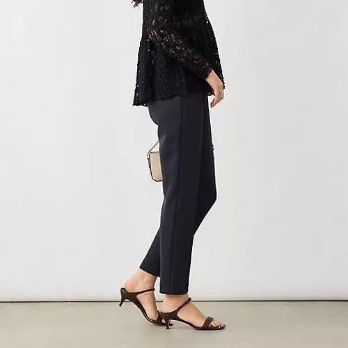 【ノーリーズソフィー/NOLLEY'S sophi】の《セットアップ対応》ウォッシャブルダンボールテーパードパンツ インテリア・キッズ・メンズ・レディースファッション・服の通販 founy(ファニー) 　ファッション　Fashion　レディースファッション　Fashion for Women　セットアップ　Matching Sets　レディースパンツ・ボトムス　Pants & Trousers / Bottoms　2026年　2026　おすすめ　Recommended / Our Picks　ストレッチ　Stretch, Stretchy Fabric　セットアップ　Set-Up, Coordinated Outfit　センター　Center, Center Line　ペプラム　Peplum, Flared Hem　ブラック|ID: prp329100004789659 ipo3291000000034757570