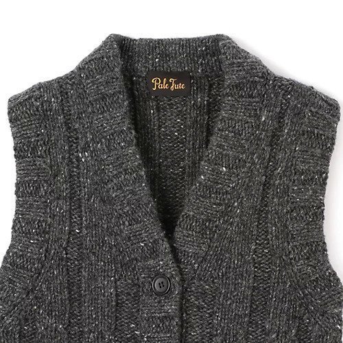 【ペールジュート/Pale Jute】のCable long vest 人気、トレンドファッション・服の通販 founy(ファニー) 　ファッション　Fashion　レディースファッション　Fashion for Women　アウター　Coat / Outerwear Collection　トップス・カットソー　Cut & Sew Tops　ベスト&ジレ / 重ね着スタイル　Vests & Gilets　タートル　Turtleneck, Turtle Collar　ベスト　Vest, Waistcoat　ロング　Long, Long-Length　冬　Winter / This Winter　洗える　Machine Washable　other-2|ID: prp329100004791514 ipo3291000000034766941