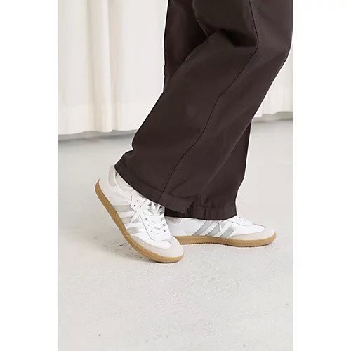 【アディダス オリジナルス/adidas Originals】のSAMBA OG W 人気、トレンドファッション・服の通販 founy(ファニー) 　ファッション　Fashion　レディースファッション　Fashion for Women　シルバー　Silver, Metallic Silver　冬　Winter / This Winter　other-2|ID: prp329100004791525 ipo3291000000034767281