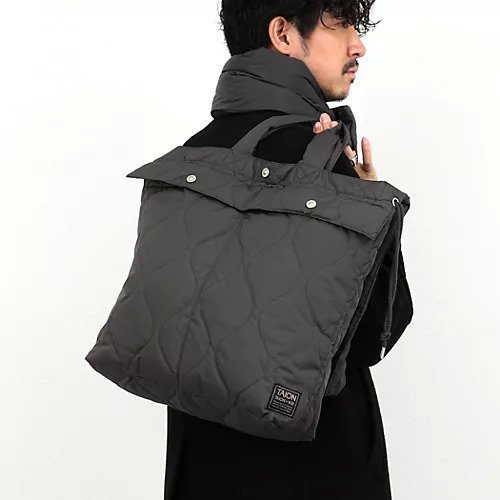 【ノーリーズ グッドマン/NOLLEY'S goodman / MEN】の【TAION / タイオン】MILITARY DOWN HELMET SHOULDER BAG インテリア・キッズ・メンズ・レディースファッション・服の通販 founy(ファニー) https://founy.com/ ファッション Fashion メンズファッション Fashion for Men バッグ Bags コンパクト Compact, Small Size 巾着 Drawstring Bag, Kinchaku ダウン Down, Puffer ミリタリー Military, Army Style モチーフ Motif, Design Theme リップ Lip, Lip Motif |ID: prp329100004791542 ipo3291000000034767421