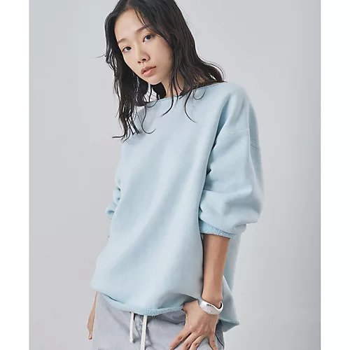 【ウィムガゼット/Whim Gazette】の【インフルエンサーコラボ】ピグメントスウェットプルオーバー インテリア・キッズ・メンズ・レディースファッション・服の通販 founy(ファニー) https://founy.com/ ファッション Fashion レディースファッション Fashion for Women トップス・カットソー Cut & Sew Tops レディースパーカー・カジュアルフーディー Casual Hoodies & Sweatshirts カジュアルプルオーバー・ニットトップス Pullovers & Knit Tops / Casual Pullovers スウェット・クルーネックトップス Sweatshirts & Crewnecks / Relaxed Fit Sweat Tops スウェット / スエット Sweatshirt, Sweatwear モコモコ Fuzzy, Fluffy リバーシブル Reversible, Two-Sided リラックス Relax, Relaxed Fit おすすめ Recommended / Our Picks 2025年 2025 2025-2026秋冬・A/W Autumn/Winter 2025–26 AW25–26 |ID: prp329100004797248 ipo3291000000034922282