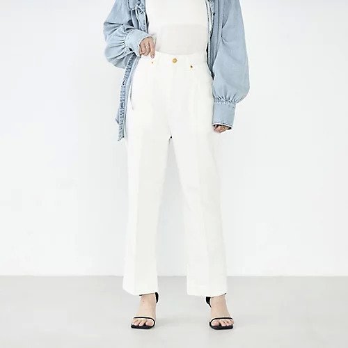 【リエミラー/Rie Miller】の【RM denim】スリットクロップドセンタープレスデニム インテリア・キッズ・メンズ・レディースファッション・服の通販 founy(ファニー) ファッション Fashion レディースファッション Fashion for Women 2026年 2026 おすすめ Recommended / Our Picks ジャケット Jacket, Outerwear スリット Slit, Slit Detail センター Center, Center Line ポケット Pocket, Pocket Detail オフホワイト|ID: prp329100004800231 ipo3291000000034826795