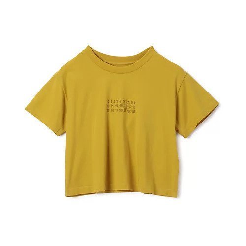 【エムエム6 メゾン マルタン マルジェラ/MM6 Maison Martin Margiela】のT-SHIRT インテリア・キッズ・メンズ・レディースファッション・服の通販 founy(ファニー) https://founy.com/ ファッション Fashion レディースファッション Fashion for Women トップス・カットソー Cut & Sew Tops シャツ・ブラウス・オフィスカジュアル Elegant Blouses & Button-Ups ロングTシャツ・Tシャツ Longline T-Shirts & Tees 2025年 2025 2025-2026秋冬・A/W Autumn/Winter 2025–26 AW25–26 コンパクト Compact, Small Size フィット Fit, Slim Fit フロント Front, Front Design 半袖 Short Sleeve, Half Sleeve 洗える Machine Washable |ID: prp329100004805040 ipo3291000000035301522