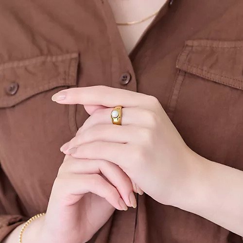 【フィービィー/phoebe】の【金属アレルギー対応】アイコニックボリュームパールリング/ステンレス/大ぶり/存在感◎/主役級 人気、トレンドファッション・服の通販 founy(ファニー) ファッション Fashion レディースファッション Fashion for Women アクセサリー Fashion Accessories ジャケット Jacket, Outerwear デニム Denim, Jeans Material パール Pearl, Pearl Accent フォルム Silhouette, Form other-2|ID: prp329100004807449 ipo3291000000034885601