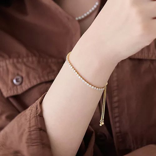 【フィービィー/phoebe】のラインストーンスライドテニスブレスレット インテリア・キッズ・メンズ・レディースファッション・服の通販 founy(ファニー) ファッション Fashion レディースファッション Fashion for Women ジュエリー Jewelry チェーン&カフブレスレット Cuff & Chain Bracelets おすすめ Recommended / Our Picks スタイリッシュ Stylish, Fashionable バランス Balance, Style Balance ビジュー Bijou, Jewel-like Accent ブレスレット Bracelet, Wristband リュクス Luxury, Elegant, High-End, Chic ゴールド|ID: prp329100004807457 ipo3291000000034885652