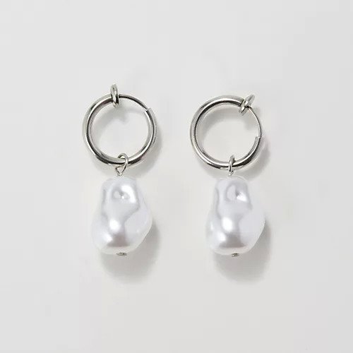 【フィービィー/phoebe】の【金属アレルギー対応】バランスバロックパールフープイヤリング/ステンレス/大ぶり/存在感◎/主役級 インテリア・キッズ・メンズ・レディースファッション・服の通販 founy(ファニー) ファッション Fashion レディースファッション Fashion for Women ジュエリー Jewelry ファッションリング Fashion Rings イヤリング・フープ・ドロップタイプ Hoop, Drop & Clip Earrings アクセサリー Fashion Accessories イヤリング Earrings トレンド Trend, Trending Now バロック Baroque, Baroque Design パール Pearl, Pearl Accent フォルム Silhouette, Form フォーマル Formal, Dressy フープ Hoop, Hoop Earrings モチーフ Motif, Design Theme エレガント 上品 Elegant シルバー|ID: prp329100004807481 ipo3291000000034885819