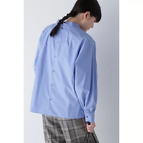 【ヒューマンウーマン/HUMAN WOMAN】の袖ボリュームブラウス インテリア・キッズ・メンズ・レディースファッション・服の通販 founy(ファニー) https://founy.com/ ファッション Fashion レディースファッション Fashion for Women トップス・カットソー Cut & Sew Tops シャツ・ブラウス・オフィスカジュアル Elegant Blouses & Button-Ups おすすめ Recommended / Our Picks ギャザー Gathered, Ruffled スタンダード Standard, Basic スリーブ Sleeve, Long Sleeve / Short Sleeve ハイネック High Neck, Mock Neck ビッグ Big, Oversized ブロード Broadcloth, Fine Cotton ベスト Vest, Waistcoat |ID: prp329100004810945 ipo3291000000034920741