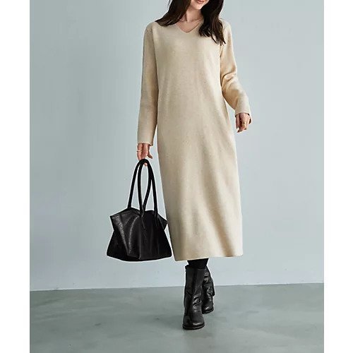 【スタイルデリ/STYLE DELI】のシボ加工横長フォルムトートバッグ 人気、トレンドファッション・服の通販 founy(ファニー) 　ファッション　Fashion　レディースファッション　Fashion for Women　バッグ　Bags　クラッチ　Clutch, Clutch Bag　クール　Cool, Chic　軽量　Lightweight, Ultra Light　シルバー　Silver, Metallic Silver　シンプル　Simple, Minimal　定番　Standard, Basic Item　フォルム　Silhouette, Form　ポケット　Pocket, Pocket Detail　ポーチ　Pouch, Small Case　マグネット　Magnet, Magnetic Closure　旅行　Travel　other-3|ID: prp329100004812938 ipo3291000000034942253