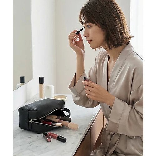 【スタイルデリ/STYLE DELI】の【DELI by】リアルレザーポータブルコスメポーチ 人気、トレンドファッション・服の通販 founy(ファニー) 　ファッション　Fashion　レディースファッション　Fashion for Women　ポーチ&ミニバッグ　Pouches & Mini Bags　シンプル　Simple, Minimal　フォルム　Silhouette, Form　ポーチ　Pouch, Small Case　リアル　Real, Realistic　おすすめ　Recommended / Our Picks　旅行　Travel　other-3|ID: prp329100004812943 ipo3291000000034942545