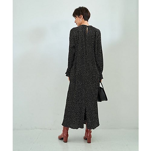 【スタイルデリ/STYLE DELI】の【LUXE】楊柳スモールドット柄ワンピース 人気、トレンドファッション・服の通販 founy(ファニー) 　ファッション　Fashion　レディースファッション　Fashion for Women　ワンピース　Dresses　ギャザー　Gathered, Ruffled　ストレート　Straight, Straight Cut　スリット　Slit, Slit Detail　ドット　Polka Dot, Dot Pattern　人気　Popular, Best Seller　長袖　Long Sleeve, Full Sleeve　バランス　Balance, Style Balance　フォルム　Silhouette, Form　フレア　Flare, Flared　プリーツ　Pleats, Pleated　ポケット　Pocket, Pocket Detail　ランダム　Random, Irregular　ループ　Loop, Loop Knit　ワイド　Wide, Wide Fit　冬　Winter / This Winter　other-3|ID: prp329100004814640 ipo3291000000034968689