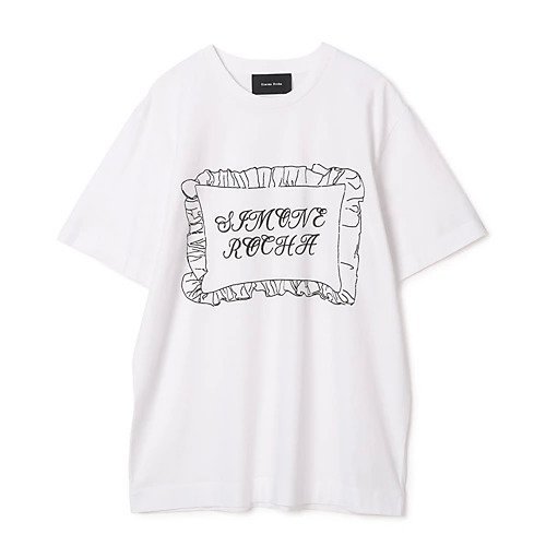 【シモーン ロシャ/SIMONE ROCHA】のPILLOWCASE LOGO PRINT T-SHIRT インテリア・キッズ・メンズ・レディースファッション・服の通販 founy(ファニー) https://founy.com/ ファッション Fashion レディースファッション Fashion for Women トップス・カットソー Cut & Sew Tops シャツ・ブラウス・オフィスカジュアル Elegant Blouses & Button-Ups ロングTシャツ・Tシャツ Longline T-Shirts & Tees グラフィック Graphic, Graphic Design フリル Frill, Ruffle モノトーン Monotone, Black and White 洗える Machine Washable |ID: prp329100004816930 ipo3291000000034988542