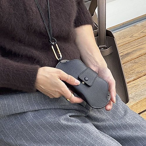 【ノーリーズ/NOLLEY'S】のメガネケースチャーム インテリア・キッズ・メンズ・レディースファッション・服の通販 founy(ファニー) https://founy.com/ ファッション Fashion レディースファッション Fashion for Women サングラス&メガネ Sunglasses & Eyewear おすすめ Recommended / Our Picks サングラス Sunglasses, Shades ショルダー Shoulder, Shoulder Strap チャーム Charm, Pendant メガネ Glasses, Eyewear |ID: prp329100004816965 ipo3291000000035229764