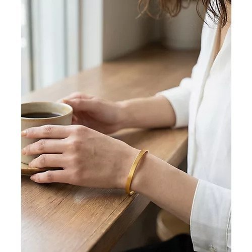 【スタイルデリ/STYLE DELI】の【DELI by】ミニマルバングル インテリア・キッズ・メンズ・レディースファッション・服の通販 founy(ファニー) 　ファッション　Fashion　レディースファッション　Fashion for Women　アクセサリー　Fashion Accessories　シルバー　Silver, Metallic Silver　シンプル　Simple, Minimal　時計　Watch, Wristwatch　なめらか　Smooth, Silky Texture　バングル　Bangle, Bracelet　フォルム　Silhouette, Form　メタル　Metal, Metal Parts　ゴールド|ID: prp329100004817158 ipo3291000000034991650