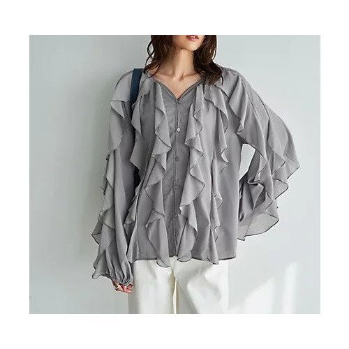 【スタイルデリ/STYLE DELI】の【LUXE】ドレープフリルブラウス インテリア・キッズ・メンズ・レディースファッション・服の通販 founy(ファニー) 　ファッション　Fashion　レディースファッション　Fashion for Women　トップス・カットソー　Cut & Sew Tops　シャツ・ブラウス・オフィスカジュアル　Elegant Blouses & Button-Ups　インナー　Innerwear　エアリー　Airy Texture　カーディガン　Cardigan, Knitwear　ギャザー　Gathered, Ruffled　サロペット　Overalls, Salopette　シフォン　Chiffon, Lightweight Fabric　ジャケット　Jacket, Outerwear　ジョーゼット　Georgette, Semi-Sheer Fabric　ストレート　Straight, Straight Cut　スリット　Slit, Slit Detail　デコルテ　Décolleté, Neckline　ドレープ　Drape, Draping Fabric　長袖　Long Sleeve, Full Sleeve　バランス　Balance, Style Balance　フォルム　Silhouette, Form　フリル　Frill, Ruffle　ポケット　Pocket, Pocket Detail　エレガント 上品　Elegant　ライトグレー|ID: prp329100004825673 ipo3291000000035106620