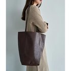 【スタイルデリ/STYLE DELI】の本革切りっぱなしバケツトートバッグ 人気、トレンドファッション・服の通販 founy(ファニー) ファッション Fashion レディースファッション Fashion for Women バッグ Bags 軽量 Lightweight, Ultra Light シルバー Silver, Metallic Silver シンプル Simple, Minimal ストライプ Stripe, Striped Pattern 定番 Standard, Basic Item ポケット Pocket, Pocket Detail ポーチ Pouch, Small Case thumbnail ブラウン|ID: prp329100004826343 ipo3291000000035116075