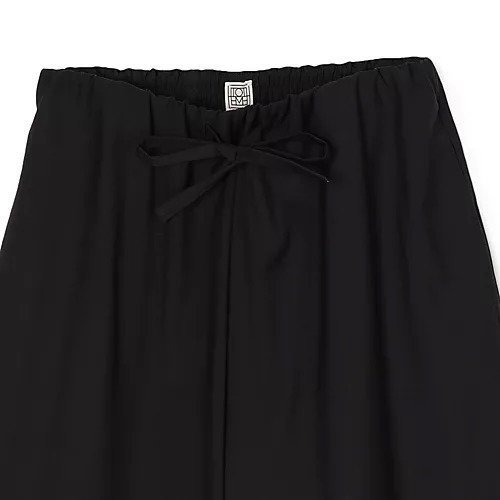 【トーテム/TOTEME】のDrawstring dinner trousers 人気、トレンドファッション・服の通販 founy(ファニー) 　ファッション　Fashion　レディースファッション　Fashion for Women　なめらか　Smooth, Silky Texture　ドレープ　Drape, Draping Fabric　リボン　Ribbon, Bow　other-3|ID: prp329100004829029 ipo3291000000035146278