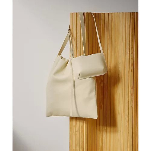 【ウィムガゼット/Whim Gazette】の【Hoaw.】ギャザーショルダーバッグ 人気、トレンドファッション・服の通販 founy(ファニー) ファッション Fashion レディースファッション Fashion for Women バッグ Bags アクセサリー Fashion Accessories ギャザー Gathered, Ruffled シューズ Shoes, Footwear シンプル Simple, Minimal フォルム Silhouette, Form エレガント 上品 Elegant 2026年 2026 other-2|ID: prp329100004831974 ipo3291000000035183506