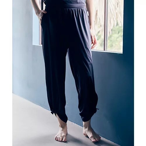 【ジュリエ/Julier】のアクティブフロー2WAYパンツ 人気、トレンドファッション・服の通販 founy(ファニー) 　ファッション　Fashion　レディースファッション　Fashion for Women　パンツ　Pants & Trousers　ギャザー　Gathered, Ruffled　コレクション　Collection, Seasonal Line　吸水　Absorbent, Quick-Dry　シンプル　Simple, Minimal　スリット　Slit, Slit Detail　ポケット　Pocket, Pocket Detail　ヨガ　Yoga, Yoga Wear　ランニング　Running, Running Wear, Activewear, Jogging　リラックス　Relax, Relaxed Fit　ワイド　Wide, Wide Fit　ワーク　Workwear, Utility Style　おすすめ　Recommended / Our Picks　 other-1|ID: prp329100004834366 ipo3291000000035211673