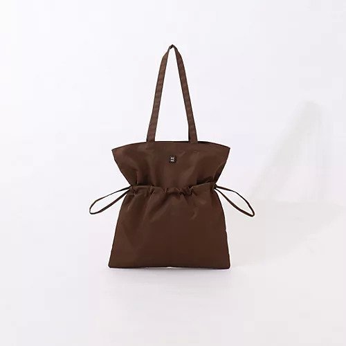 【ノーリーズ/NOLLEY'S】のナイロンサブバッグ インテリア・キッズ・メンズ・レディースファッション・服の通販 founy(ファニー) 　ファッション　Fashion　レディースファッション　Fashion for Women　バッグ　Bags　おすすめ　Recommended / Our Picks　シンプル　Simple, Minimal　トレンド　Trend, Trending Now　ハンド　Hand, Handmade　バランス　Balance, Style Balance　ベーシック　Basic, Essential　巾着　Drawstring Bag, Kinchaku　軽量　Lightweight, Ultra Light　ブラウン|ID: prp329100004834386 ipo3291000000035211798