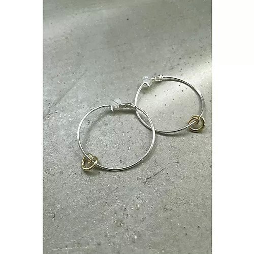 【マージュール/marjour】のBICOLOR RING HOOP EARRING 人気、トレンドファッション・服の通販 founy(ファニー) 　ファッション　Fashion　レディースファッション　Fashion for Women　ジュエリー　Jewelry　ファッションリング　Fashion Rings　イヤリング・フープ・ドロップタイプ　Hoop, Drop & Clip Earrings　アクセサリー　Fashion Accessories　コンビ　Combo, Combination Style　シルバー　Silver, Metallic Silver　シンプル　Simple, Minimal　チャーム　Charm, Pendant　フープ　Hoop, Hoop Earrings　ベーシック　Basic, Essential　 other-1|ID: prp329100004834396 ipo3291000000035211933