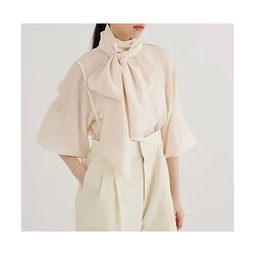 【ウィムガゼット/Whim Gazette】のシフォンボウタイブラウス インテリア・キッズ・メンズ・レディースファッション・服の通販 founy(ファニー) 　ファッション　Fashion　レディースファッション　Fashion for Women　トップス・カットソー　Cut & Sew Tops　シャツ・ブラウス・オフィスカジュアル　Elegant Blouses & Button-Ups　2026年　2026　とろみ　Fluid, Flowy Fabric　エレガント 上品　Elegant　シフォン　Chiffon, Lightweight Fabric　スリーブ　Sleeve, Long Sleeve / Short Sleeve　フェミニン　Feminine, Girly　ワイド　Wide, Wide Fit　エクリュ|ID: prp329100004837698 ipo3291000000035247956