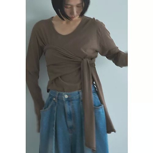 【マージュール/marjour】のSCARF SET T-SHIRT インテリア・キッズ・メンズ・レディースファッション・服の通販 founy(ファニー) 　ファッション　Fashion　レディースファッション　Fashion for Women　トップス・カットソー　Cut & Sew Tops　シャツ・ブラウス・オフィスカジュアル　Elegant Blouses & Button-Ups　ロングTシャツ・Tシャツ　Longline T-Shirts & Tees　カットソー　Cut and Sewn Top　シンプル　Simple, Minimal　スカーフ　Scarf, Neckwear　ストレッチ　Stretch, Stretchy Fabric　スリーブ　Sleeve, Long Sleeve / Short Sleeve　デニム　Denim, Jeans Material　トレンド　Trend, Trending Now　バランス　Balance, Style Balance　ビスチェ　Bustier, Corset Top　ポケット　Pocket, Pocket Detail　リラックス　Relax, Relaxed Fit　ロング　Long, Long-Length　MOCHA|ID: prp329100004838970 ipo3291000000036283488