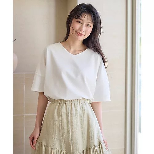 【エニー/ANY】のドライポンチVネックプルオーバー 人気、トレンドファッション・服の通販 founy(ファニー) 　ファッション　Fashion　レディースファッション　Fashion for Women　トップス・カットソー　Cut & Sew Tops　カジュアルプルオーバー・ニットトップス　Pullovers & Knit Tops / Casual Pullovers　Vネックトップス　V-Neck Tops / V-Cut Neckline Shirts　おすすめ　Recommended / Our Picks　なめらか　Smooth, Silky Texture　ショルダー　Shoulder, Shoulder Strap　スリット　Slit, Slit Detail　ドロップ　Drop Shoulder, Dropped Style　エレガント 上品　Elegant　other-3|ID: prp329100004839022 ipo3291000000035261621