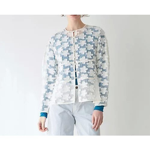 【マルティニーク/martinique】のフラワージャガードシアーブラウス インテリア・キッズ・メンズ・レディースファッション・服の通販 founy(ファニー) ファッション Fashion レディースファッション Fashion for Women トップス・カットソー Cut & Sew Tops シャツ・ブラウス・オフィスカジュアル Elegant Blouses & Button-Ups おすすめ Recommended / Our Picks インナー Innerwear カーディガン Cardigan, Knitwear キャミソール Camisole, Spaghetti Strap Top クラシック Classic, Timeless Style シアー Sheer, See-Through スリーブ Sleeve, Long Sleeve / Short Sleeve ダウン Down, Puffer デニム Denim, Jeans Material モダン Modern, Contemporary 羽織 Haori, Light Jacket ホワイト|ID: prp329100004839405 ipo3291000000036049349