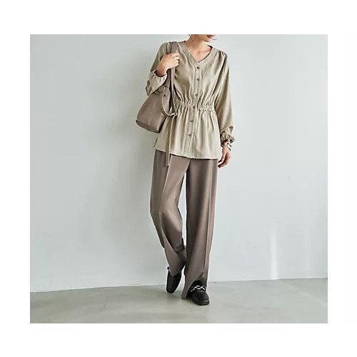 【スタイルデリ/STYLE DELI】の【LUXE】ピーチスキンウエストマークギャザーブラウス 人気、トレンドファッション・服の通販 founy(ファニー) 　ファッション　Fashion　レディースファッション　Fashion for Women　トップス・カットソー　Cut & Sew Tops　シャツ・ブラウス・オフィスカジュアル　Elegant Blouses & Button-Ups　イエロー　Yellow　インナー　Innerwear　春　Spring　秋　Autumn　ギャザー　Gathered, Ruffled　サテン　Satin, Glossy Fabric　シンプル　Simple, Minimal　ジャケット　Jacket, Outerwear　スリット　Slit, Slit Detail　なめらか　Smooth, Silky Texture　長袖　Long Sleeve, Full Sleeve　バランス　Balance, Style Balance　ピーチ　Peach, Soft Touch　フレア　Flare, Flared　ポケット　Pocket, Pocket Detail　other-2|ID: prp329100004851314 ipo3291000000035577255