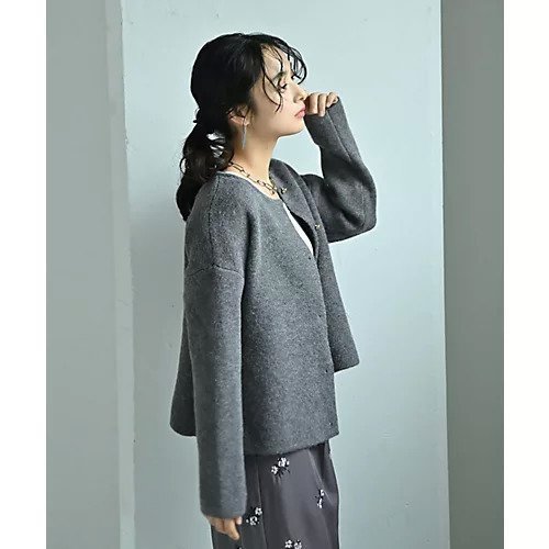 【スタイルデリ/STYLE DELI】の【BLK001】ノーカラーゴールドボタンカーディガン 人気、トレンドファッション・服の通販 founy(ファニー) 　ファッション　Fashion　レディースファッション　Fashion for Women　トップス・カットソー　Cut & Sew Tops　カーディガン・羽織り　Layered Style Cardigans　アクリル　Acrylic Material　カットソー　Cut and Sewn Top　カーディガン　Cardigan, Knitwear　コンパクト　Compact, Small Size　スラックス　Slacks, Dress Pants　バランス　Balance, Style Balance　おすすめ　Recommended / Our Picks　other-3|ID: prp329100004851994 ipo3291000000035614946