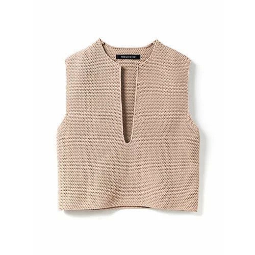 【ミズイロ インド/mizuiro ind】のディープVネックベスト インテリア・キッズ・メンズ・レディースファッション・服の通販 founy(ファニー) 　ファッション　Fashion　レディースファッション　Fashion for Women　アウター　Coat / Outerwear Collection　トップス・カットソー　Cut & Sew Tops　ベスト&ジレ / 重ね着スタイル　Vests & Gilets　Vネックトップス　V-Neck Tops / V-Cut Neckline Shirts　コンパクト　Compact, Small Size　シアー　Sheer, See-Through　ストレッチ　Stretch, Stretchy Fabric　ノースリーブ　Sleeveless, No-Sleeve　ベスト　Vest, Waistcoat　ベージュ|ID: prp329100004855471 ipo3291000000035851546