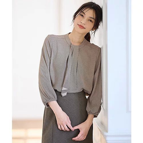 【エニー/ANY】のボータイブラウス 人気、トレンドファッション・服の通販 founy(ファニー) ファッション Fashion レディースファッション Fashion for Women トップス・カットソー Cut & Sew Tops シャツ・ブラウス・オフィスカジュアル Elegant Blouses & Button-Ups おすすめ Recommended / Our Picks ギャザー Gathered, Ruffled ジョーゼット Georgette, Semi-Sheer Fabric スタンド Stand Collar, Upright Stand セレモニー Ceremony フェミニン Feminine, Girly フロント Front, Front Design エレガント 上品 Elegant ビジネス 仕事 通勤 Business / Work / Commuting other-1|ID: prp329100004860740 ipo3291000000036053567