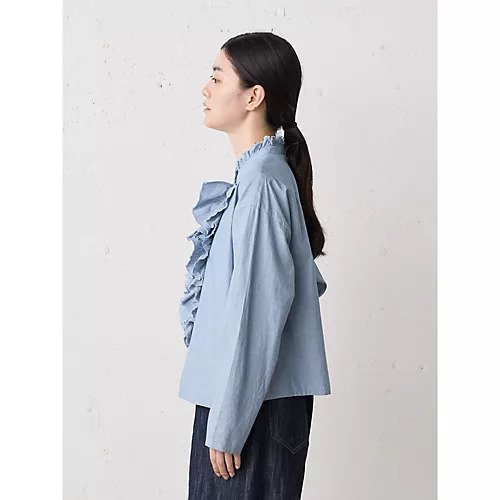 【ミディウミ/MidiUmi】のダンガリーズラッフルシャツ 人気、トレンドファッション・服の通販 founy(ファニー) 　ファッション　Fashion　レディースファッション　Fashion for Women　トップス・カットソー　Cut & Sew Tops　シャツ・ブラウス・オフィスカジュアル　Elegant Blouses & Button-Ups　インディゴ　Indigo Denim　インナー　Innerwear　ダンガリー　Dungaree, Chambray　フリル　Frill, Ruffle　フロント　Front, Front Design　ベーシック　Basic, Essential　ラッフル　Ruffle, Frill　人気　Popular, Best Seller　other-3|ID: prp329100004861747 ipo3291000000036051590