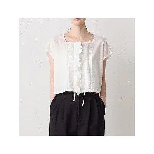 【ミディウミ/MidiUmi】のピンタックレースベスト インテリア・キッズ・メンズ・レディースファッション・服の通販 founy(ファニー) ファッション Fashion レディースファッション Fashion for Women アウター Coat / Outerwear Collection トップス・カットソー Cut & Sew Tops ベスト&ジレ / 重ね着スタイル Vests & Gilets インナー Innerwear ノースリーブ Sleeveless, No-Sleeve ベスト Vest, Waistcoat ボーダー Border, Stripe レース Lace, Lace Fabric オフホワイト|ID: prp329100004861748 ipo3291000000036051593