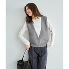 【スタイルデリ/STYLE DELI】のハイゲージ編みディープVネックベスト 人気、トレンドファッション・服の通販 founy(ファニー) ファッション Fashion レディースファッション Fashion for Women アウター Coat / Outerwear Collection トップス・カットソー Cut & Sew Tops ベスト&ジレ / 重ね着スタイル Vests & Gilets Vネックトップス V-Neck Tops / V-Cut Neckline Shirts カットソー Cut and Sewn Top シンプル Simple, Minimal スリット Slit, Slit Detail タンク Tank Top, Sleeveless Top デニム Denim, Jeans Material 定番 Standard, Basic Item なめらか Smooth, Silky Texture バランス Balance, Style Balance フィット Fit, Slim Fit ベスト Vest, Waistcoat ベーシック Basic, Essential ポケット Pocket, Pocket Detail ミドル Middle Length, Mid Height メランジ Melange, Mixed Yarn ワイド Wide, Wide Fit おすすめ Recommended / Our Picks thumbnail グレー|ID: prp329100004862523 ipo3291000000036113076