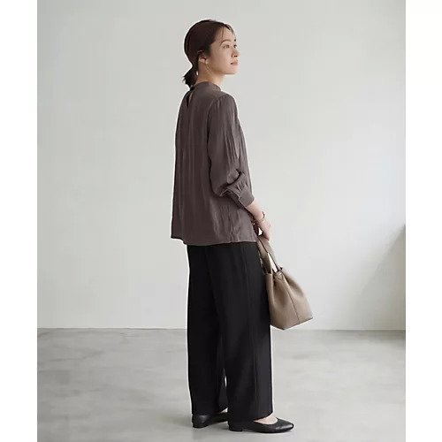 【スタイルデリ/STYLE DELI】の微光沢シボ感ギャザーブラウス 人気、トレンドファッション・服の通販 founy(ファニー) 　ファッション　Fashion　レディースファッション　Fashion for Women　トップス・カットソー　Cut & Sew Tops　シャツ・ブラウス・オフィスカジュアル　Elegant Blouses & Button-Ups　インナー　Innerwear　カーディガン　Cardigan, Knitwear　ギャザー　Gathered, Ruffled　サロペット　Overalls, Salopette　シアー　Sheer, See-Through　ジャケット　Jacket, Outerwear　スタイリッシュ　Stylish, Fashionable　スタンド　Stand Collar, Upright Stand　定番　Standard, Basic Item　ノースリーブ　Sleeveless, No-Sleeve　長袖　Long Sleeve, Full Sleeve　バランス　Balance, Style Balance　ベーシック　Basic, Essential　ポケット　Pocket, Pocket Detail　夏　Summer　other-3|ID: prp329100004867720 ipo3291000000036262297