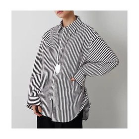 【ウィムガゼット/Whim Gazette】のストライプシャツ 人気、トレンドファッション・服の通販 founy(ファニー) ファッション Fashion レディースファッション Fashion for Women トップス・カットソー Cut & Sew Tops シャツ・ブラウス・オフィスカジュアル Elegant Blouses & Button-Ups 2026年 2026 おすすめ Recommended / Our Picks サテン Satin, Glossy Fabric スウェット / スエット Sweatshirt, Sweatwear ストライプ Stripe, Striped Pattern バランス Balance, Style Balance ポケット Pocket, Pocket Detail リラックス Relax, Relaxed Fit エレガント 上品 Elegant |ID:prp329100004868137