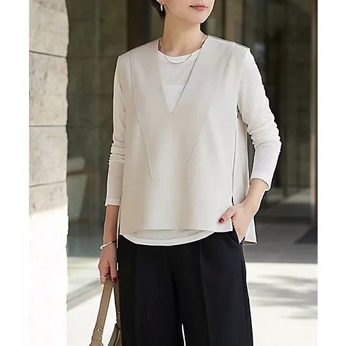 【スタイルデリ/STYLE DELI】の切りっぱなしハギラインベスト 人気、トレンドファッション・服の通販 founy(ファニー) 　ファッション　Fashion　レディースファッション　Fashion for Women　アウター　Coat / Outerwear Collection　トップス・カットソー　Cut & Sew Tops　ベスト&ジレ / 重ね着スタイル　Vests & Gilets　インナー　Innerwear　春　Spring　シンプル　Simple, Minimal　ジョーゼット　Georgette, Semi-Sheer Fabric　スタイリッシュ　Stylish, Fashionable　ストレッチ　Stretch, Stretchy Fabric　ストレート　Straight, Straight Cut　スリット　Slit, Slit Detail　定番　Standard, Basic Item　ノースリーブ　Sleeveless, No-Sleeve　長袖　Long Sleeve, Full Sleeve　フォルム　Silhouette, Form　フロント　Front, Front Design　ベスト　Vest, Waistcoat　ポケット　Pocket, Pocket Detail　半袖　Short Sleeve, Half Sleeve　無地　Plain, Solid Color　S/S・春夏　SS, Spring/Summer, Warm Season　夏　Summer　 other-1|ID: prp329100004871574 ipo3291000000036336545