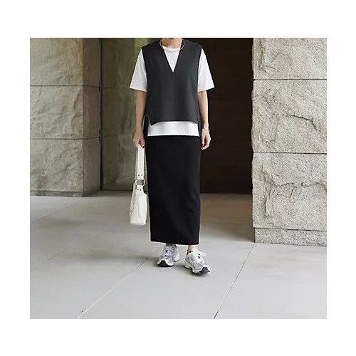 【スタイルデリ/STYLE DELI】の切りっぱなしハギラインベスト 人気、トレンドファッション・服の通販 founy(ファニー) 　ファッション　Fashion　レディースファッション　Fashion for Women　アウター　Coat / Outerwear Collection　トップス・カットソー　Cut & Sew Tops　ベスト&ジレ / 重ね着スタイル　Vests & Gilets　インナー　Innerwear　春　Spring　シンプル　Simple, Minimal　ジョーゼット　Georgette, Semi-Sheer Fabric　スタイリッシュ　Stylish, Fashionable　ストレッチ　Stretch, Stretchy Fabric　ストレート　Straight, Straight Cut　スリット　Slit, Slit Detail　定番　Standard, Basic Item　ノースリーブ　Sleeveless, No-Sleeve　長袖　Long Sleeve, Full Sleeve　フォルム　Silhouette, Form　フロント　Front, Front Design　ベスト　Vest, Waistcoat　ポケット　Pocket, Pocket Detail　半袖　Short Sleeve, Half Sleeve　無地　Plain, Solid Color　S/S・春夏　SS, Spring/Summer, Warm Season　夏　Summer　other-2|ID: prp329100004871574 ipo3291000000036336548