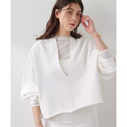 【ウィムガゼット/Whim Gazette】のスウェットVネックプルオーバー2 人気、トレンドファッション・服の通販 founy(ファニー) 　ファッション　Fashion　レディースファッション　Fashion for Women　トップス・カットソー　Cut & Sew Tops　レディースパーカー・カジュアルフーディー　Casual Hoodies & Sweatshirts　カジュアルプルオーバー・ニットトップス　Pullovers & Knit Tops / Casual Pullovers　スウェット・クルーネックトップス　Sweatshirts & Crewnecks / Relaxed Fit Sweat Tops　Vネックトップス　V-Neck Tops / V-Cut Neckline Shirts　おすすめ　Recommended / Our Picks　キャミソール　Camisole, Spaghetti Strap Top　クロップド　Cropped, Short Length　スウェット / スエット　Sweatshirt, Sweatwear　定番　Standard, Basic Item　other-3|ID: prp329100004871585 ipo3291000000036321604