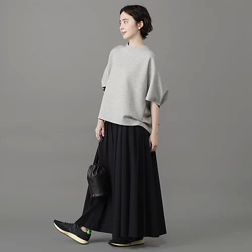 【コグ ザビッグスモーク/COGTHEBIGSMOKE】のスウェットトップス 人気、トレンドファッション・服の通販 founy(ファニー) 　ファッション　Fashion　レディースファッション　Fashion for Women　トップス・カットソー　Cut & Sew Tops　レディースパーカー・カジュアルフーディー　Casual Hoodies & Sweatshirts　スウェット・クルーネックトップス　Sweatshirts & Crewnecks / Relaxed Fit Sweat Tops　ストレッチ　Stretch, Stretchy Fabric　フォルム　Silhouette, Form　夏　Summer　other-3|ID: prp329100004877581 ipo3291000000036384995