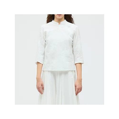 【ミズイロ インド/mizuiro ind】のレースシノワズリシャツ インテリア・キッズ・メンズ・レディースファッション・服の通販 founy(ファニー) 　ファッション　Fashion　レディースファッション　Fashion for Women　トップス・カットソー　Cut & Sew Tops　シャツ・ブラウス・オフィスカジュアル　Elegant Blouses & Button-Ups　アンティーク　Antique-Inspired　シンプル　Simple, Minimal　スカラップ　Scallop, Scalloped Edge　レース　Lace, Lace Fabric　エレガント 上品　Elegant　無地　Plain, Solid Color　オフホワイト|ID: prp329100004877615 ipo3291000000036385325