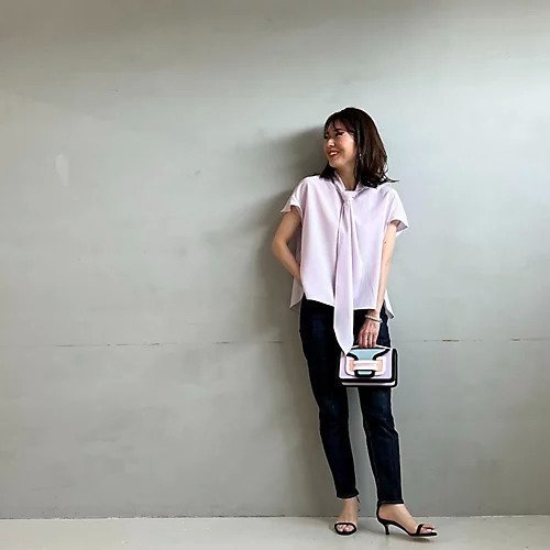 【エムセブンデイズ/M7days】のさらふわボウタイブラウス 人気、トレンドファッション・服の通販 founy(ファニー) ファッション Fashion レディースファッション Fashion for Women トップス・カットソー Cut & Sew Tops シャツ・ブラウス・オフィスカジュアル Elegant Blouses & Button-Ups エレガント 上品 Elegant ヴィンテージ Vintage Style 洗える Machine Washable シアー Sheer, See-Through スリーブ Sleeve, Long Sleeve / Short Sleeve ドレープ Drape, Draping Fabric 人気 Popular, Best Seller ハイネック High Neck, Mock Neck バランス Balance, Style Balance フリル Frill, Ruffle フレンチ French, French Style フロント Front, Front Design ラウンド Round, Round Neck リボン Ribbon, Bow 夏 Summer other-3|ID: prp329100004879649 ipo3291000000036411499