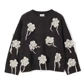 【ガニー/GANNI】のFlower Crochet Sweater 人気、トレンドファッション・服の通販 founy(ファニー) ファッション Fashion レディースファッション Fashion for Women トップス・カットソー Cut & Sew Tops レディースパーカー・カジュアルフーディー Casual Hoodies & Sweatshirts スウェット・クルーネックトップス Sweatshirts & Crewnecks / Relaxed Fit Sweat Tops 2025年 2025 2025-2026秋冬・A/W Autumn/Winter 2025–26 AW25–26 クロシェ Crochet, Knitted Lace フラワー Flower, Floral ベーシック Basic, Essential モチーフ Motif, Design Theme |ID:prp329100004879845