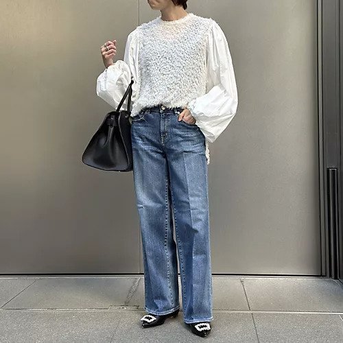 【エクラ/eclat】の【三尋木奈保さんコラボ】ボリューム袖ジャカードブラウス 人気、トレンドファッション・服の通販 founy(ファニー) 　ファッション　Fashion　レディースファッション　Fashion for Women　トップス・カットソー　Cut & Sew Tops　シャツ・ブラウス・オフィスカジュアル　Elegant Blouses & Button-Ups　コラボ　Collaboration, Collab　コンパクト　Compact, Small Size　ジャカード／ジャガード　Jacquard, Woven Pattern　フォルム　Silhouette, Form　リュクス　Luxury, Elegant, High-End, Chic　エレガント 上品　Elegant　別注　Limited Edition, Custom Order　洗える　Machine Washable　other-3|ID: prp329100004879873 ipo3291000000036413161