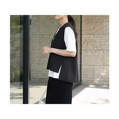 【スタイルデリ/STYLE DELI】の切りっぱなしハギラインベスト 人気、トレンドファッション・服の通販 founy(ファニー) 　ファッション　Fashion　レディースファッション　Fashion for Women　アウター　Coat / Outerwear Collection　トップス・カットソー　Cut & Sew Tops　ベスト&ジレ / 重ね着スタイル　Vests & Gilets　インナー　Innerwear　春　Spring　シンプル　Simple, Minimal　ジョーゼット　Georgette, Semi-Sheer Fabric　スタイリッシュ　Stylish, Fashionable　ストレッチ　Stretch, Stretchy Fabric　ストレート　Straight, Straight Cut　スリット　Slit, Slit Detail　定番　Standard, Basic Item　ノースリーブ　Sleeveless, No-Sleeve　長袖　Long Sleeve, Full Sleeve　フォルム　Silhouette, Form　フロント　Front, Front Design　ベスト　Vest, Waistcoat　ポケット　Pocket, Pocket Detail　半袖　Short Sleeve, Half Sleeve　無地　Plain, Solid Color　S/S・春夏　SS, Spring/Summer, Warm Season　夏　Summer　other-3|ID: prp329100004879978 ipo3291000000036413816