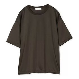 【スアデオ/suadeo】の艶ワイドTシャツ 人気、トレンドファッション・服の通販 founy(ファニー) ファッション Fashion レディースファッション Fashion for Women トップス・カットソー Cut & Sew Tops シャツ・ブラウス・オフィスカジュアル Elegant Blouses & Button-Ups ロングTシャツ・Tシャツ Longline T-Shirts & Tees なめらか Smooth, Silky Texture シルク Silk, 100% Silk シンプル Simple, Minimal ジャケット Jacket, Outerwear ドレープ Drape, Draping Fabric ワイド Wide, Wide Fit エレガント 上品 Elegant 夏 Summer 洗える Machine Washable |ID:prp329100004879993