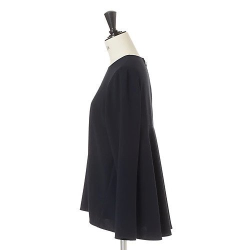 【トゥエルブクローゼット/12closet】の【12classe】【洗える】切り替えフレアブラウス 人気、トレンドファッション・服の通販 founy(ファニー) 　ファッション　Fashion　レディースファッション　Fashion for Women　トップス・カットソー　Cut & Sew Tops　シャツ・ブラウス・オフィスカジュアル　Elegant Blouses & Button-Ups　おすすめ　Recommended / Our Picks　シンプル　Simple, Minimal　ドレープ　Drape, Draping Fabric　ネックレス　Necklace, Pendant Necklace　フレア　Flare, Flared　ブローチ　Brooch, Pin Brooch　ラウンド　Round, Round Neck　エレガント 上品　Elegant　洗える　Machine Washable　other-3|ID: prp329100004887474 ipo3291000000036493241